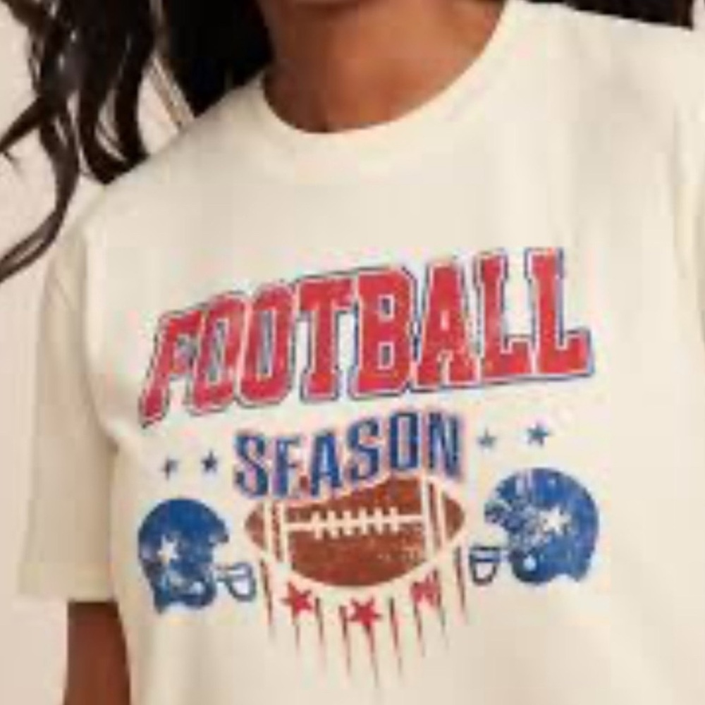 Maurice’s Cream Football Season T-Shirt- NWT